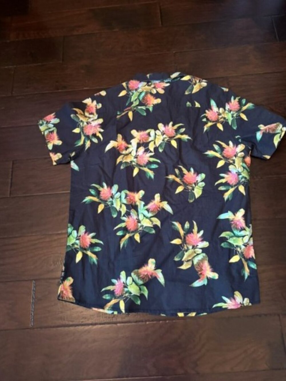 Roark Scholar La Selva Short-Sleeve Shirt - Men's - Size large excellent - Picture 4 of 5